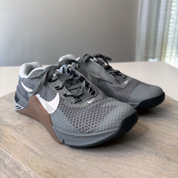 New‎ in Box Men's Nike Metcon 7 Particle Grey Gum CZ8281-011 US Size 5 - Picture 4 of 14